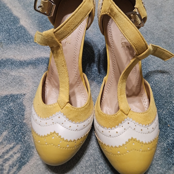 Chase & Chloe Yellow and White Women's T-Strap Heels - Picture 2 of 4